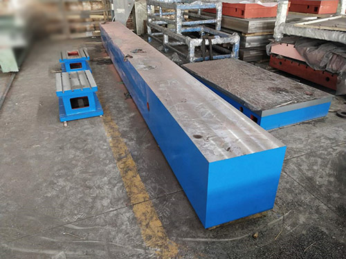 鋁型材檢驗(yàn)平臺(tái)